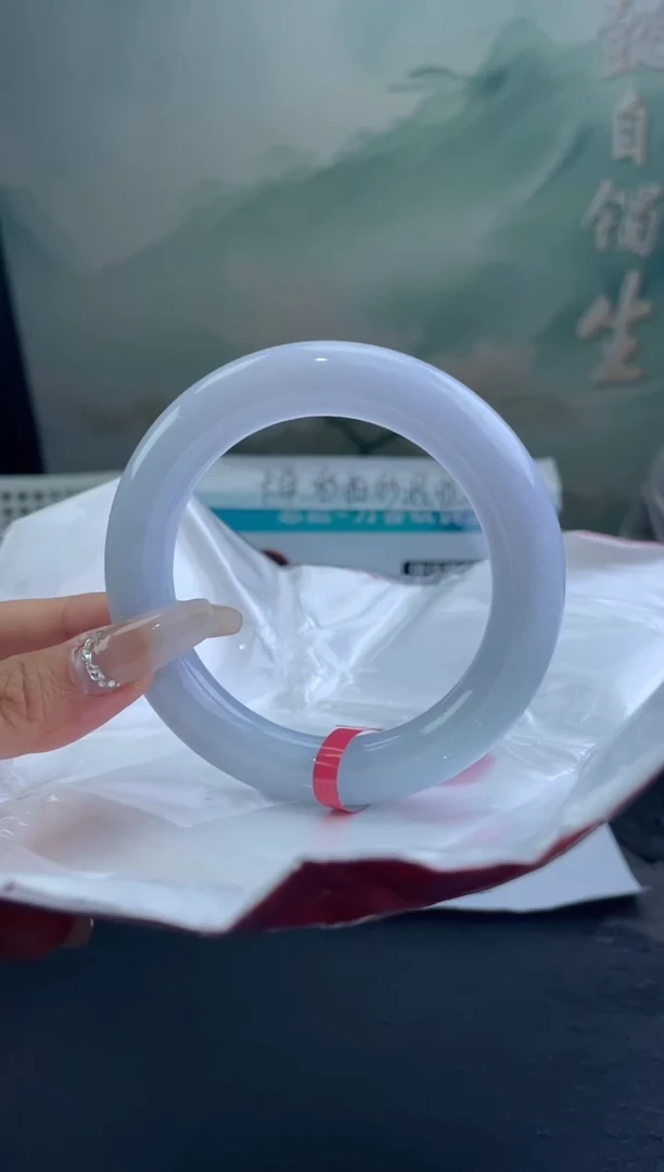 翡翠手镯未镶嵌4翡翠手镯