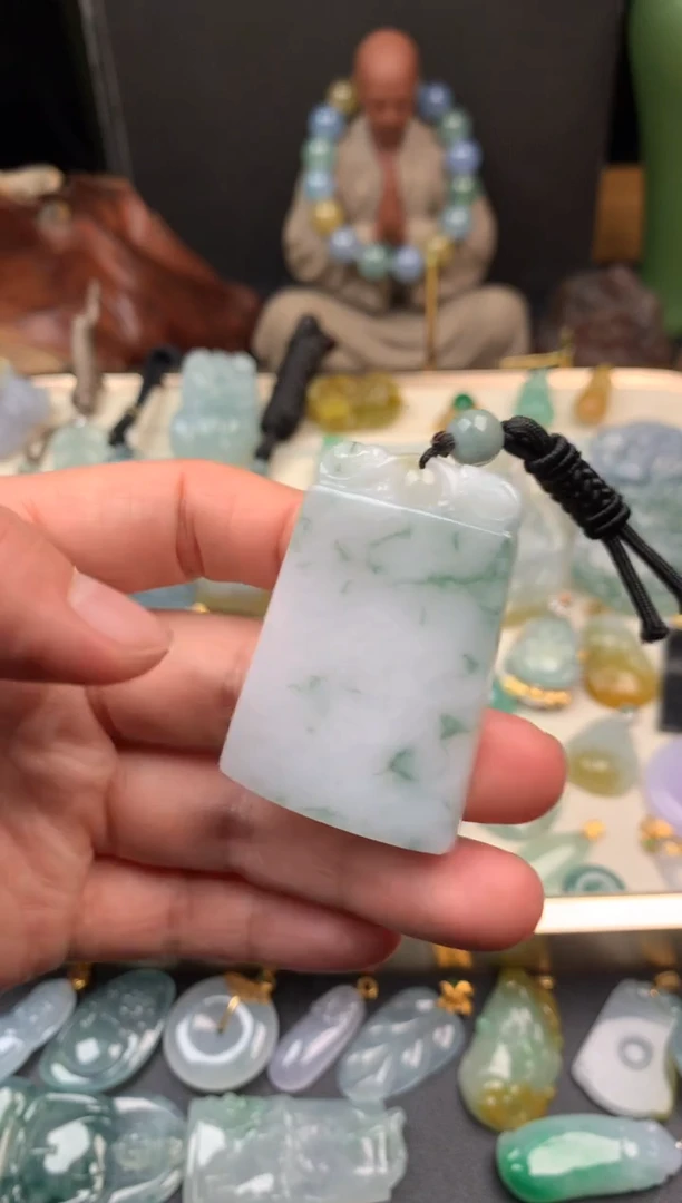 吊坠(不含链)未镶嵌翡翠无事牌