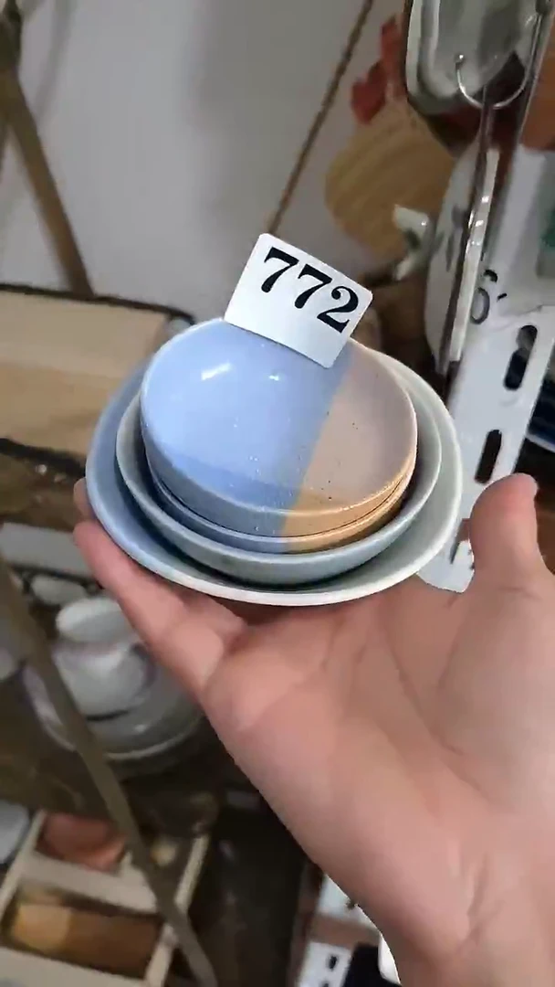 一**七一三五七 中古商品 默认瑕疵 满20包邮 完美主义者慎拍