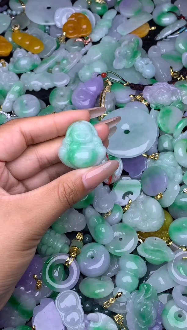 翡翠未镶嵌颈饰天然缅甸翡翠吊坠