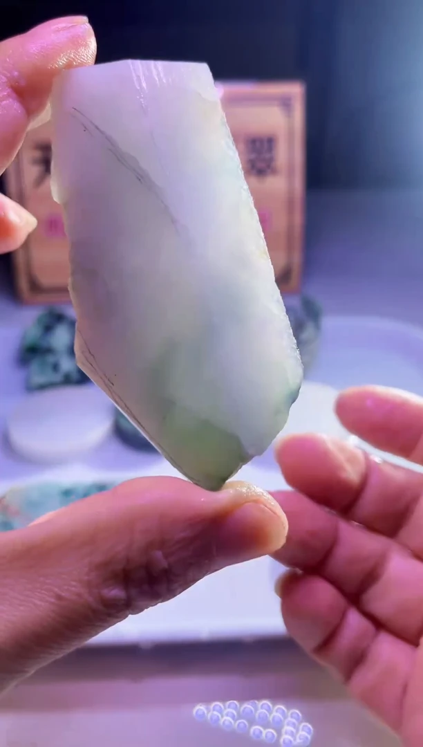 未镶嵌挂件翡翠435