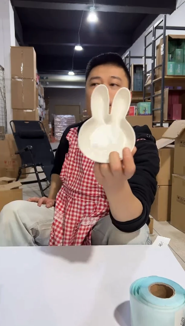 【闪购商品】杯小号白色米菲兔盘子