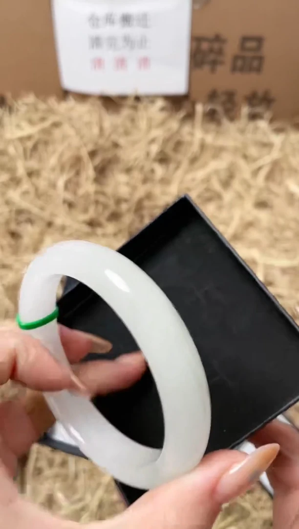 未镶嵌手镯石英质玉1-Q517-61C