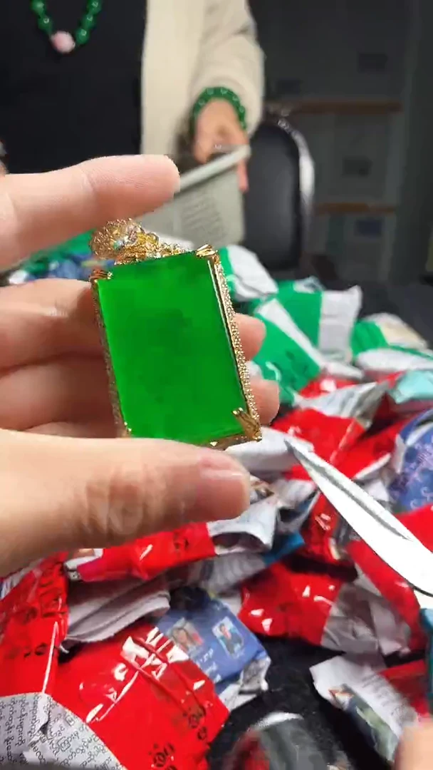 猛子收货（精美饰品）FH924