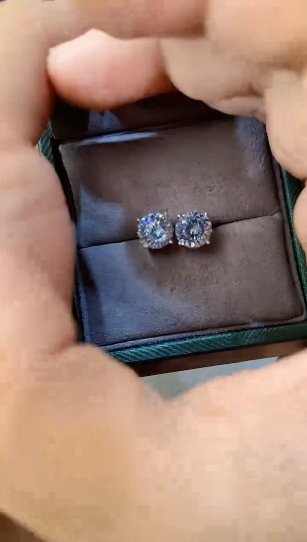 海蓝宝石耳坠银S925镶嵌........