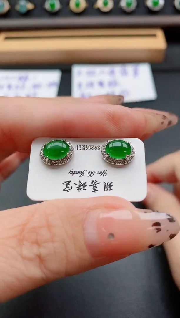 银S925镶嵌戒指翡翠1
