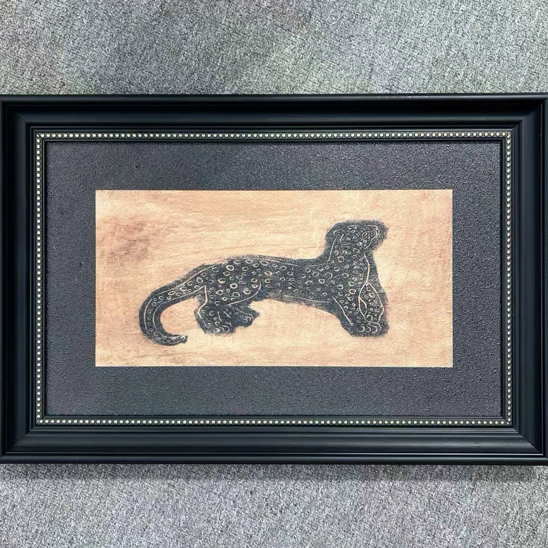 砂岩欧框金钱豹装饰画复古文艺高级感适用于玄关卧室餐厅4060