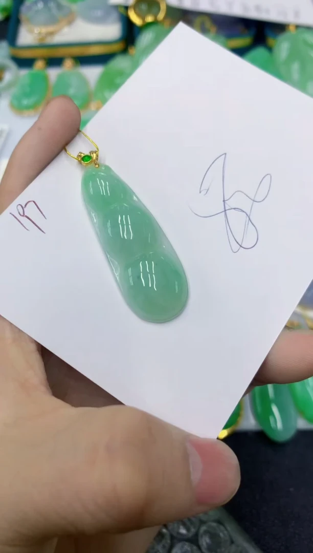 颈饰未镶嵌翡翠111111111111