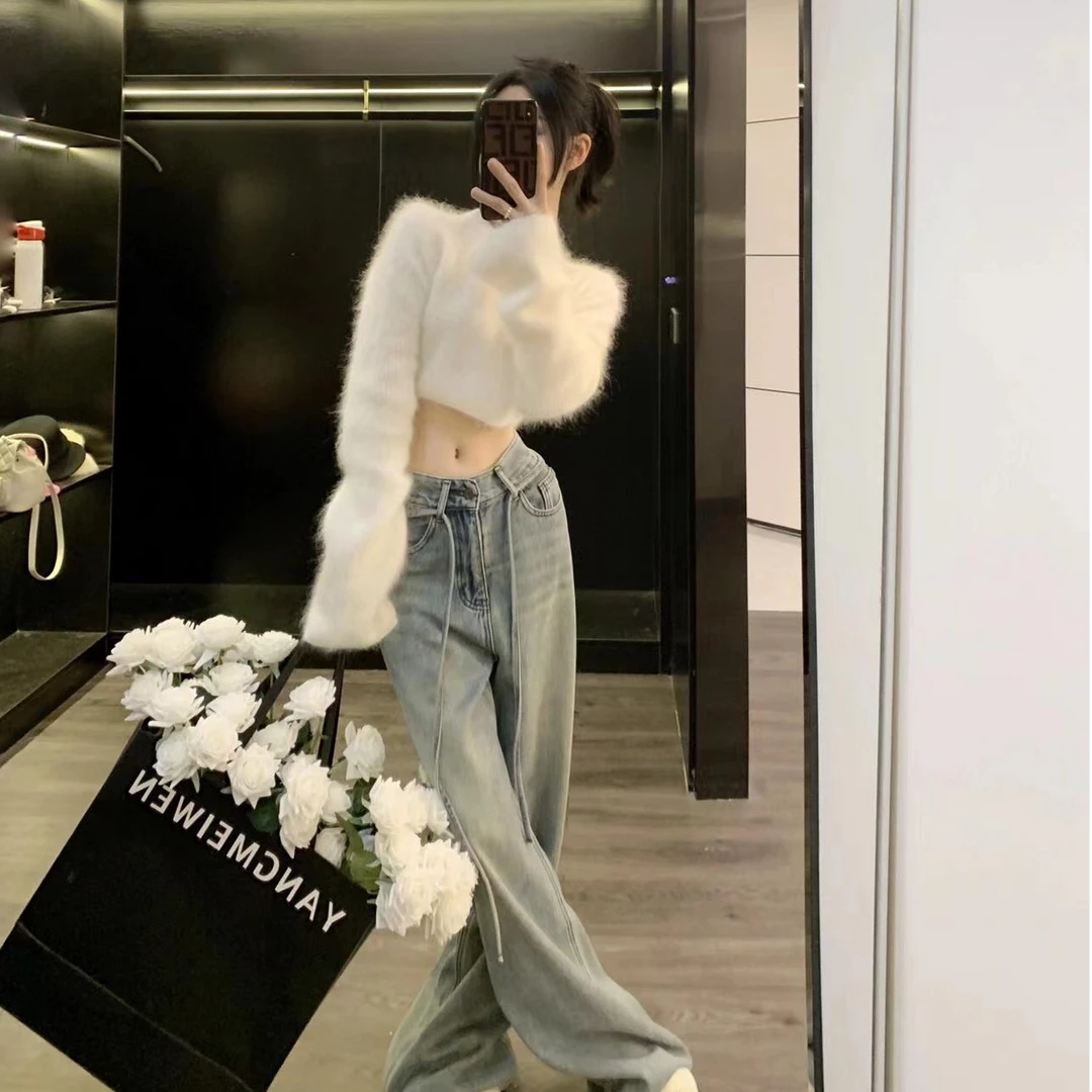 辣妹风半高领短款毛衣女秋冬季白色针织衫宽松长袖软糯上衣设计感