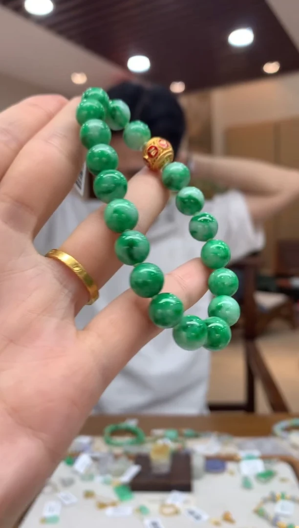 未镶嵌手串翡翠手串