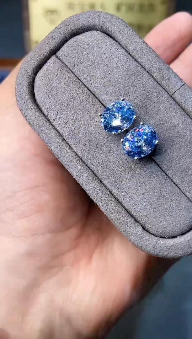 银S925镶嵌耳坠海蓝宝石......