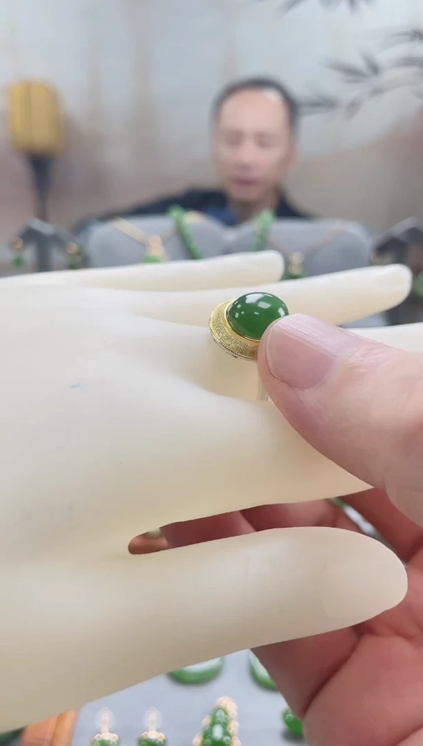 银S925镀金镶嵌戒指和田玉银S925镀金镶嵌 戒指 和田玉
