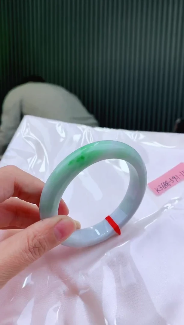 未镶嵌手镯翡翠59