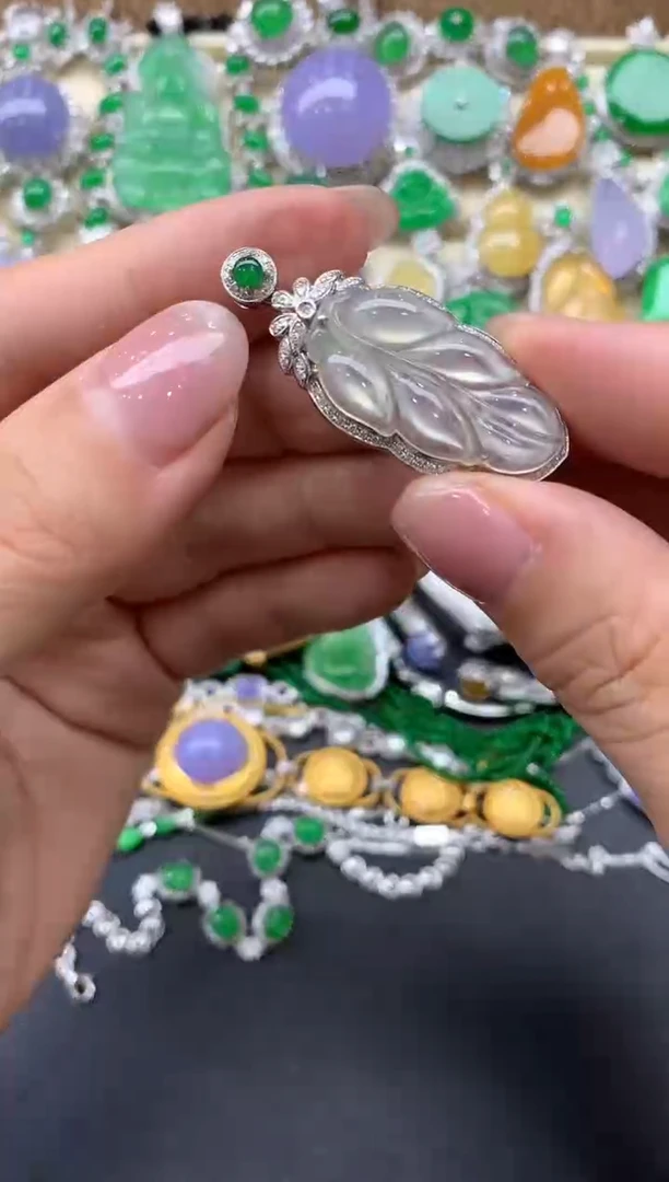 【闪购商品】翡翠颈饰18K金镶嵌207-中国好珍宝