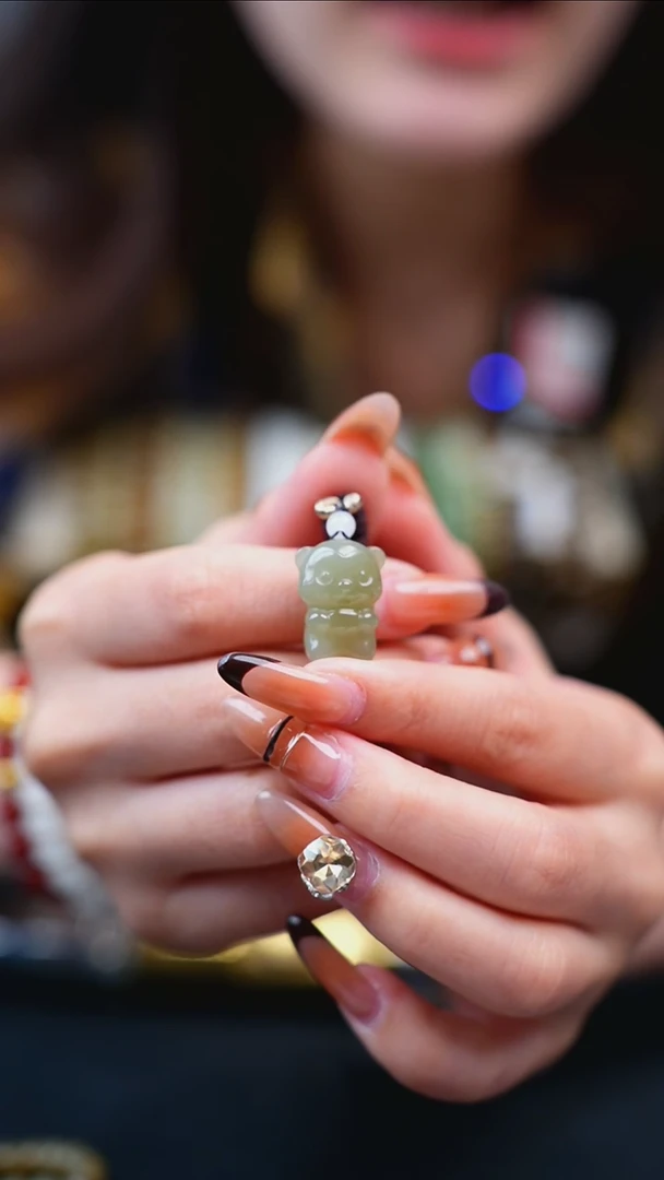 颈饰未镶嵌和田玉拍一发一 所见即所得