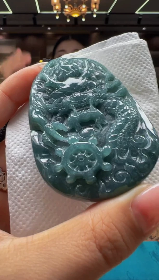 翡翠未镶嵌颈饰Q2025-3-30-7