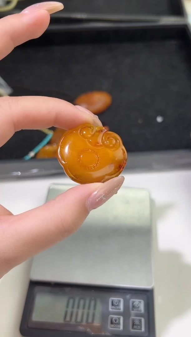 裸石琥珀未镶嵌天然琥珀蜜蜡吊坠