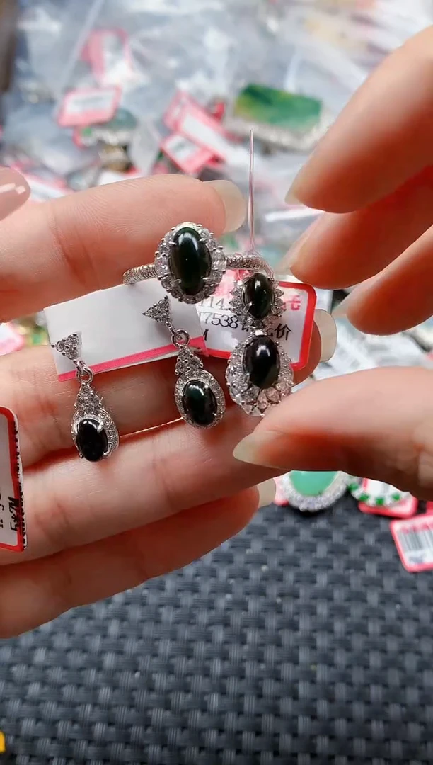 银S925镶嵌戒指翡翠天然A货缅甸翡翠