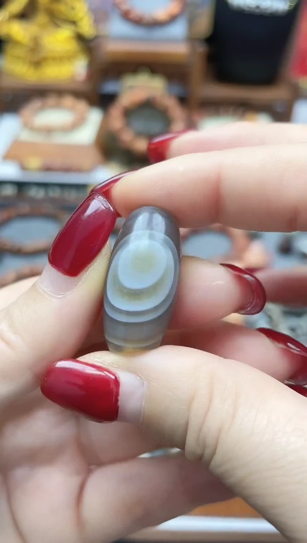 玛瑙/玉髓散珠天然缠丝单珠