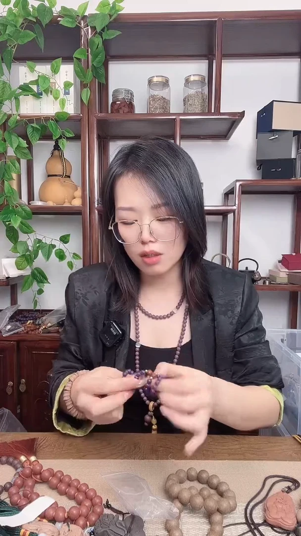 泥塑九紫东方的戒指
