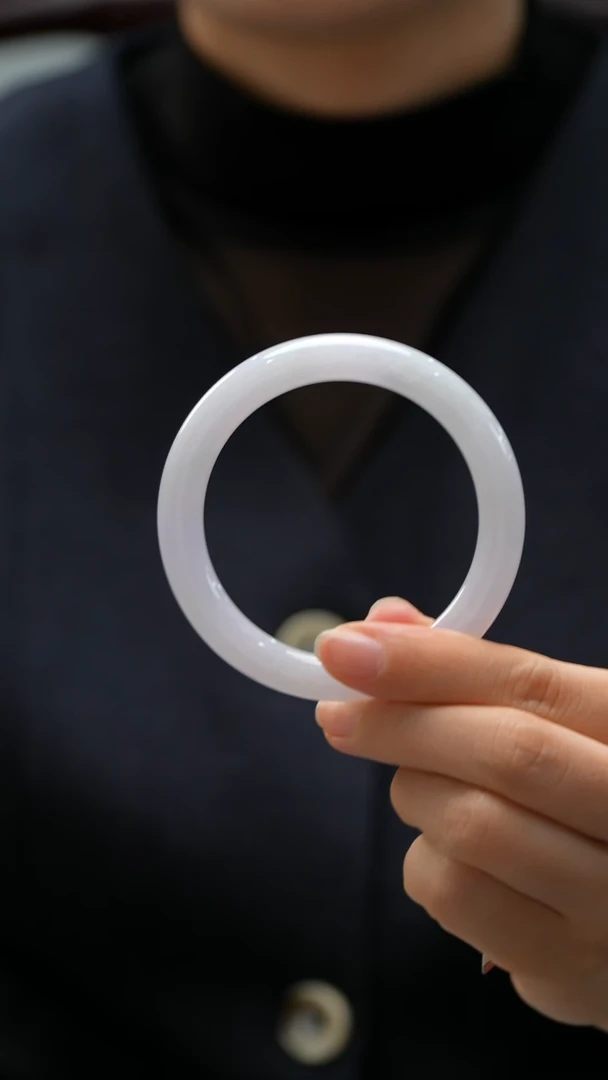 未镶嵌手镯（圆镯）翡翠73号