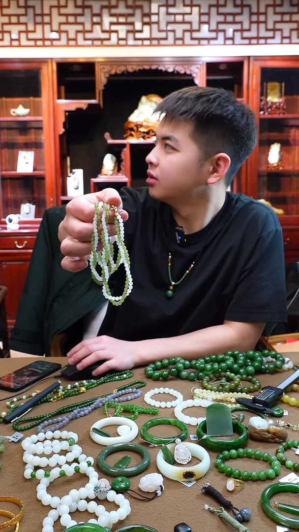 未镶嵌手链和田玉双股108