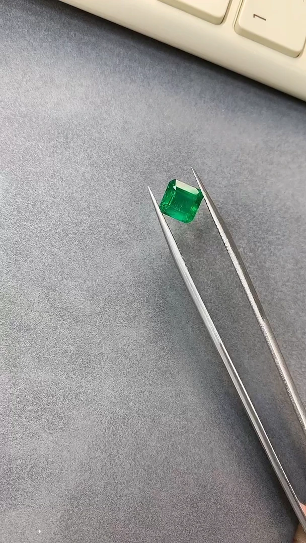 裸石未镶嵌祖母绿沃顿绿裸石1.72ct