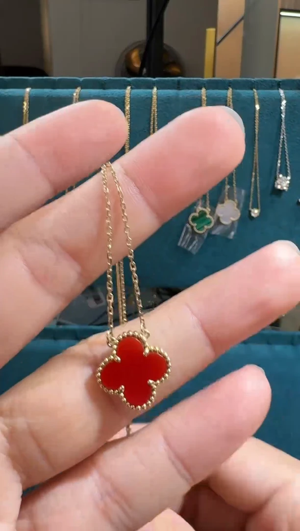 【闪购商品】玛瑙/玉髓套链18K金镶嵌红色k黄，四叶草套链GHJ25版