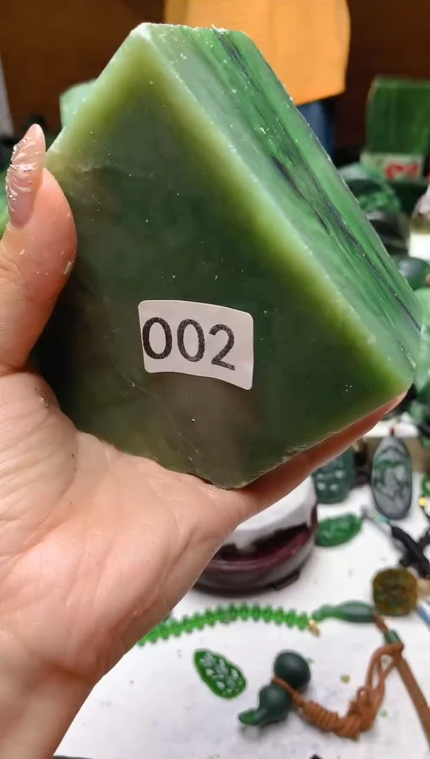 未镶嵌和田玉（碧玉）珠宝半成品1
