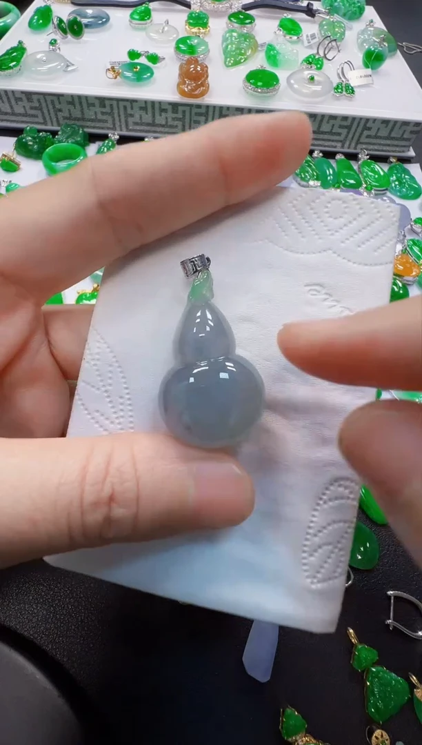 翡翠18K金镶嵌吊坠(不含链)980