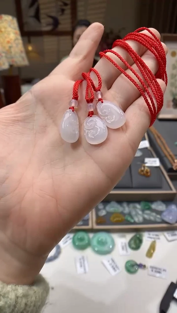 【闪购商品】翡翠颈饰未镶嵌如意多样性发（1件）