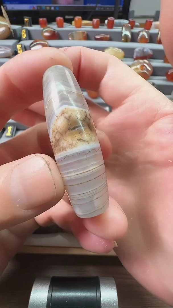 未镶嵌颈饰玛瑙/玉髓玛瑙16*52