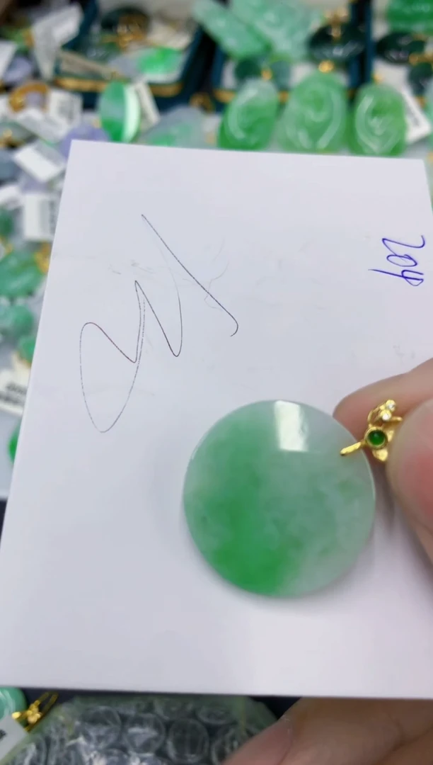 颈饰未镶嵌翡翠1111111111111111