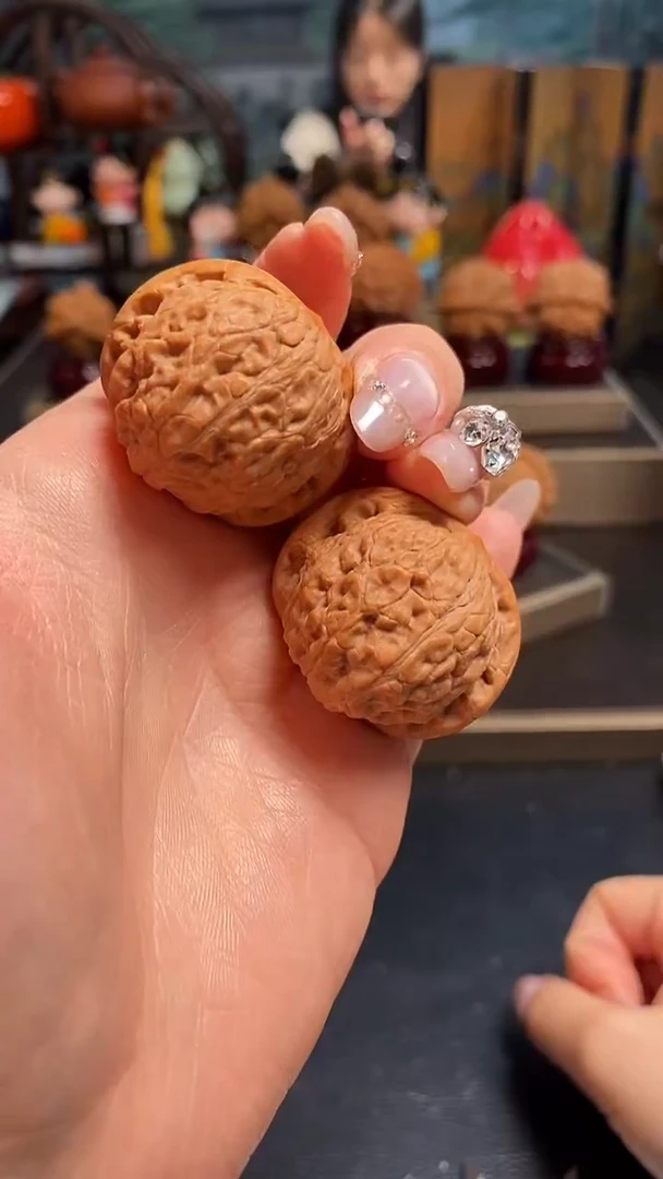 【闪购商品】文玩核桃吊坠K447乾隆磨35