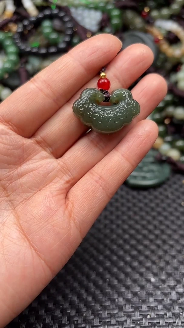 【闪购商品】和田玉颈饰未镶嵌.