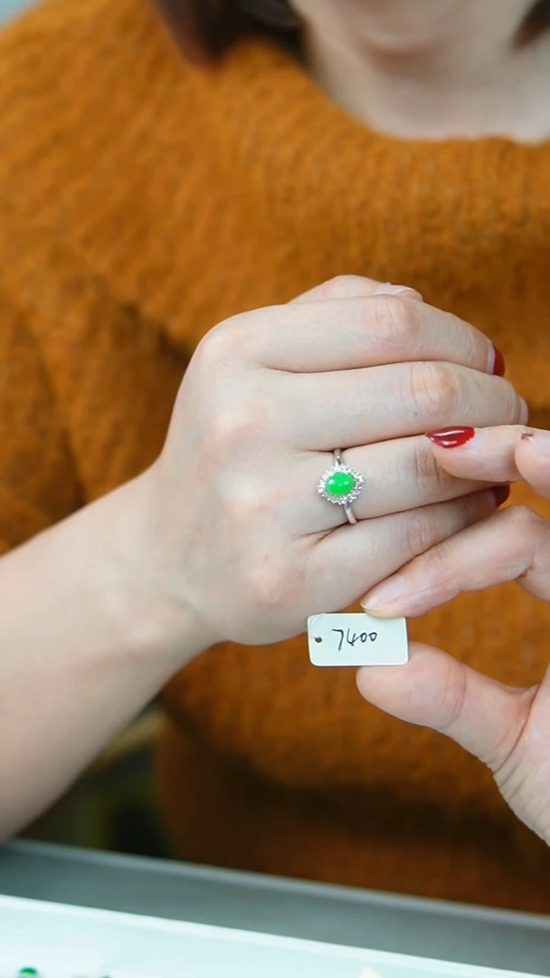 【闪购商品】翡翠戒指18K金镶嵌8号新春福利价GG/1