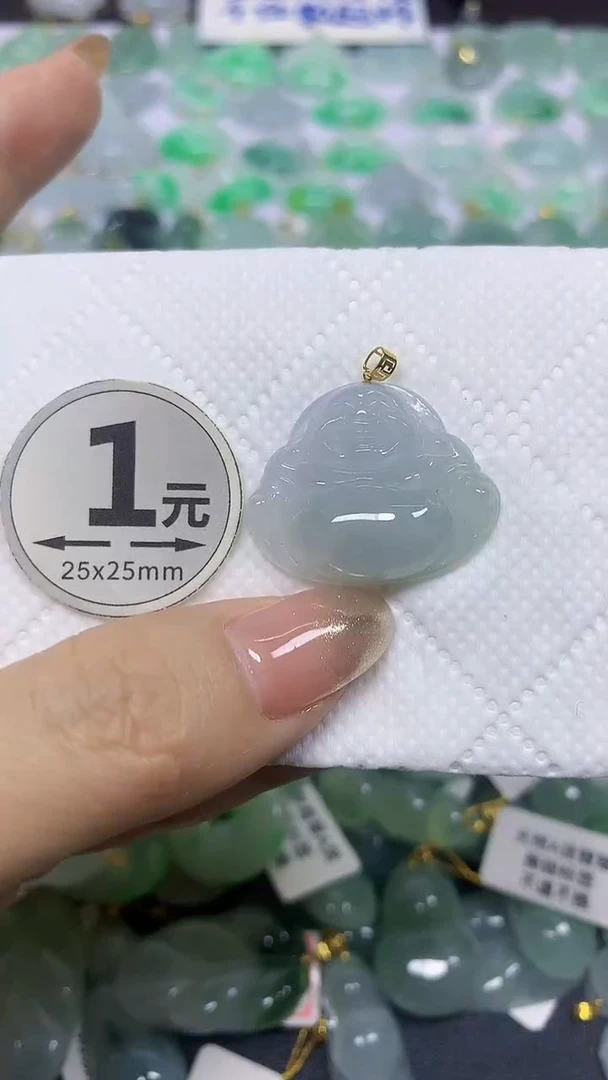 颈饰18K金镶嵌翡翠天然翡翠A货