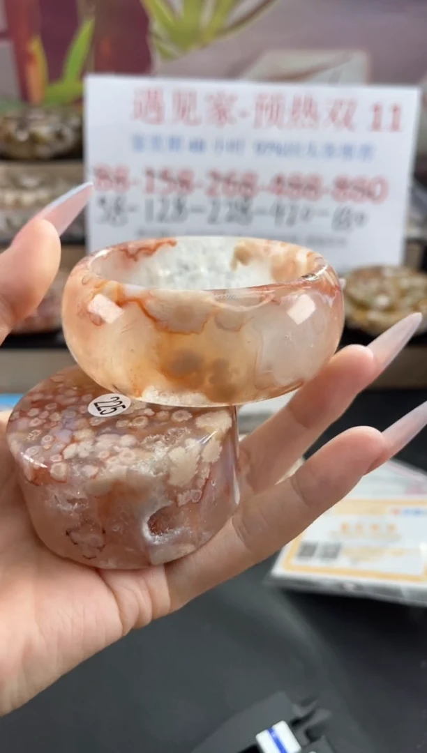 未镶嵌手镯石英质玉57