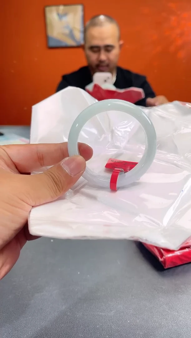 未镶嵌手镯翡翠12