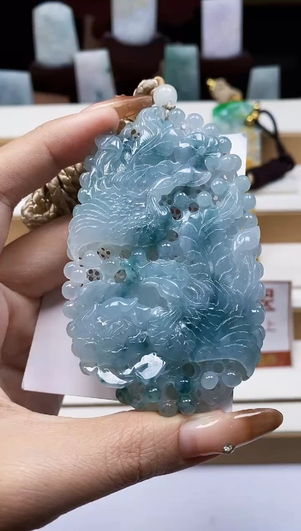 颈饰未镶嵌翡翠翡翠A货