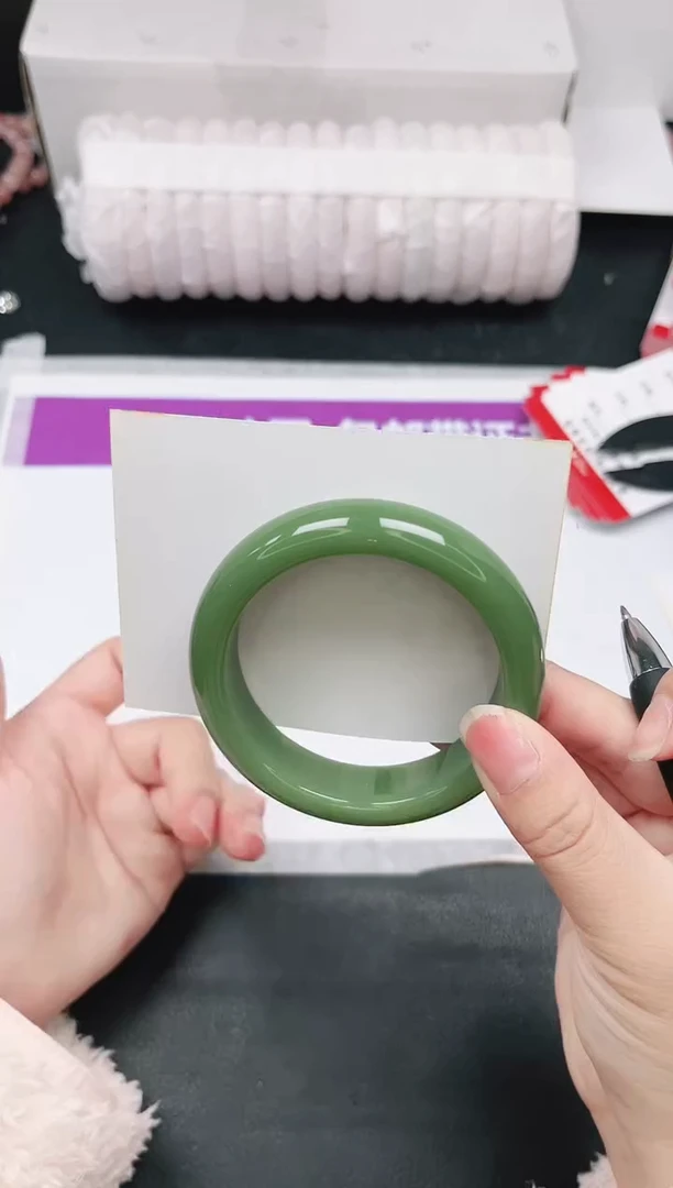 未镶嵌手镯石英质玉77-