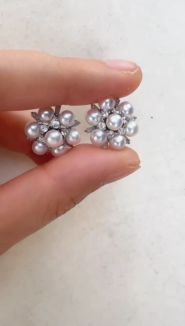 【闪购商品】淡水珍珠耳饰合金七珠银色