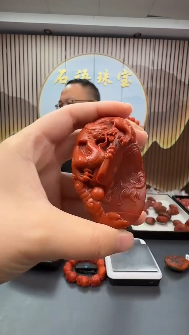 未镶嵌雕刻南红玛瑙164ZB1027产品一个