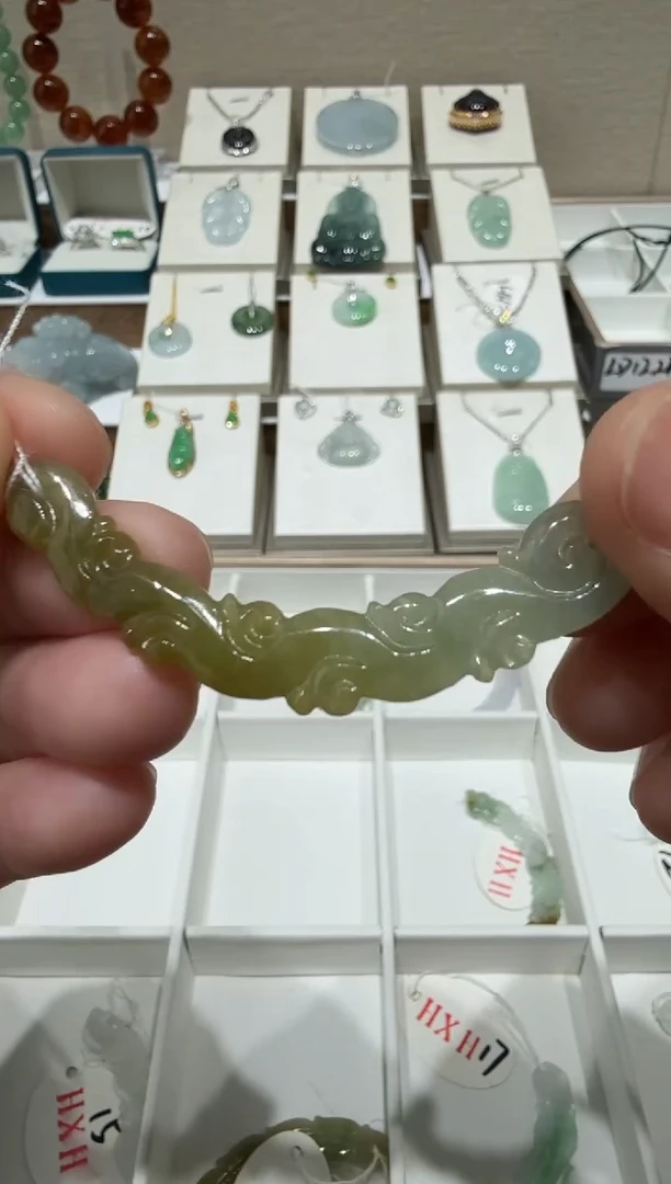 未镶嵌挂件翡翠A货翡翠多样性孤品