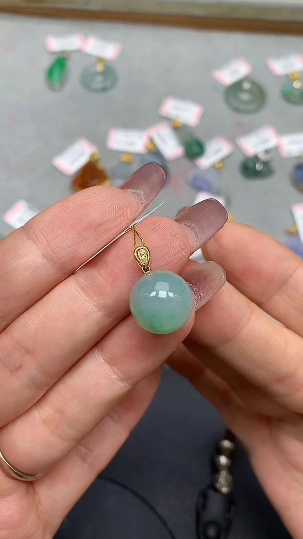 翡翠18K金镶嵌吊坠(不含链)MS193231