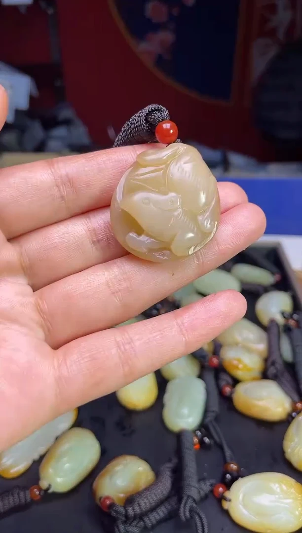 颈饰未镶嵌和田玉123