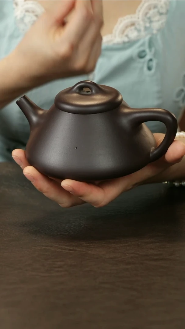 茶壶紫砂范敬荣  老紫泥 子冶石瓢  240cc