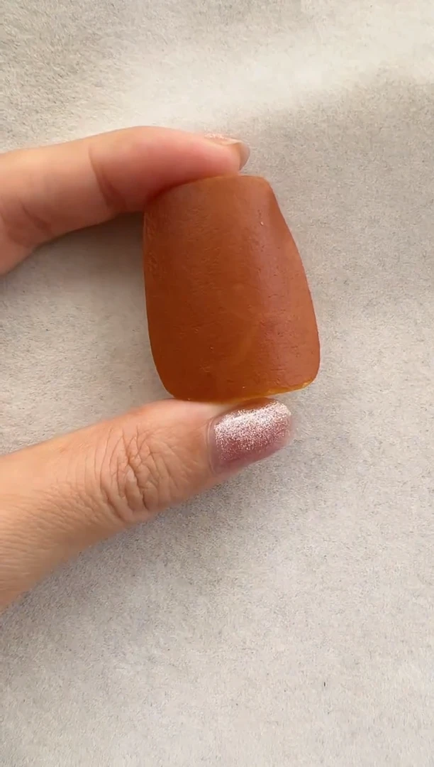 【闪购商品】琥珀裸石未镶嵌10121030-吊坠