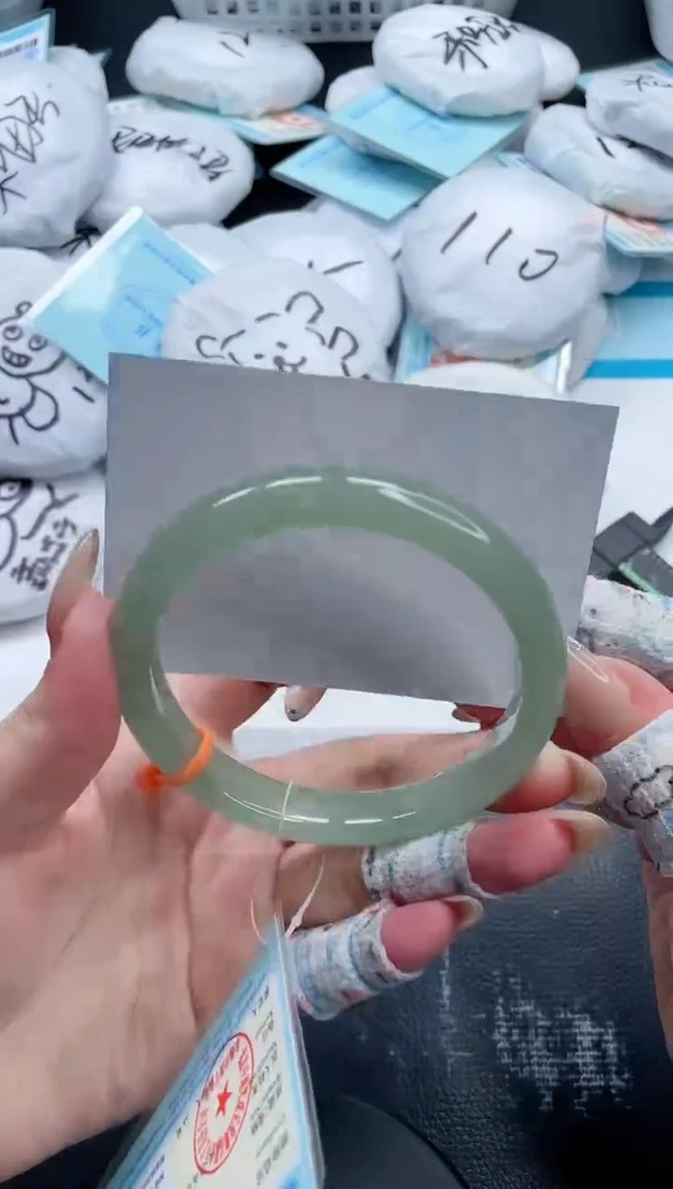 石英质玉手镯未镶嵌29V255-65