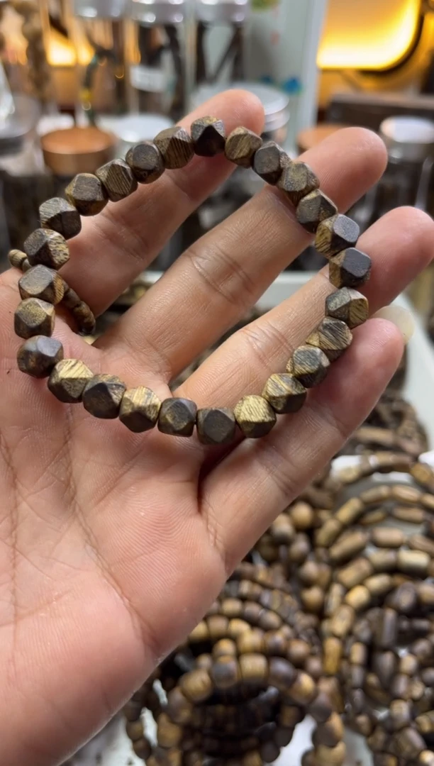 【闪购商品】沉香手串99沉新款绿棋钻石珠 多样性选其一